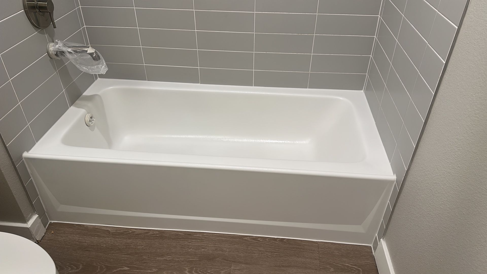 Painting Bathtubs