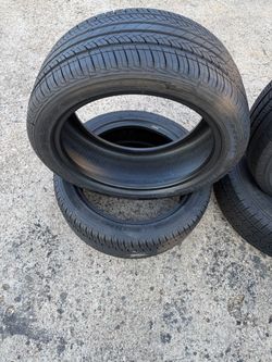 2 llantas 225/45r17 95% de vida por $120