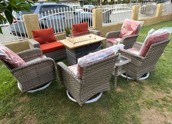 Patio Furniture set outdoor new in the box