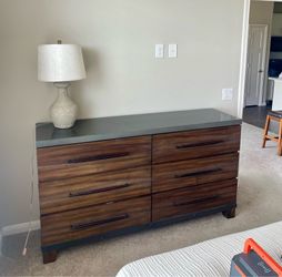 Forge II Dresser (Forge II)