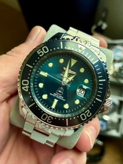 INVICTA Grand Diver Automatic trades ?