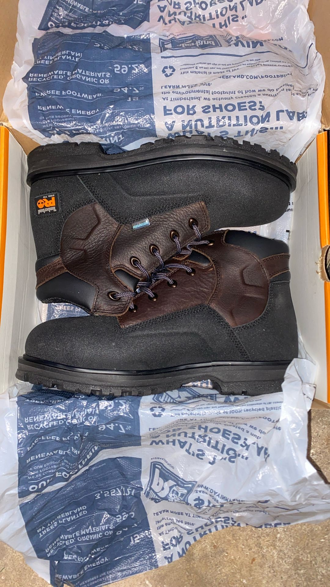 Timberland Men’s 6” PowerWelt Steel Toe Boot SIZE 8.5