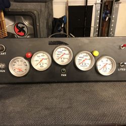 Auto Meter Gauges 