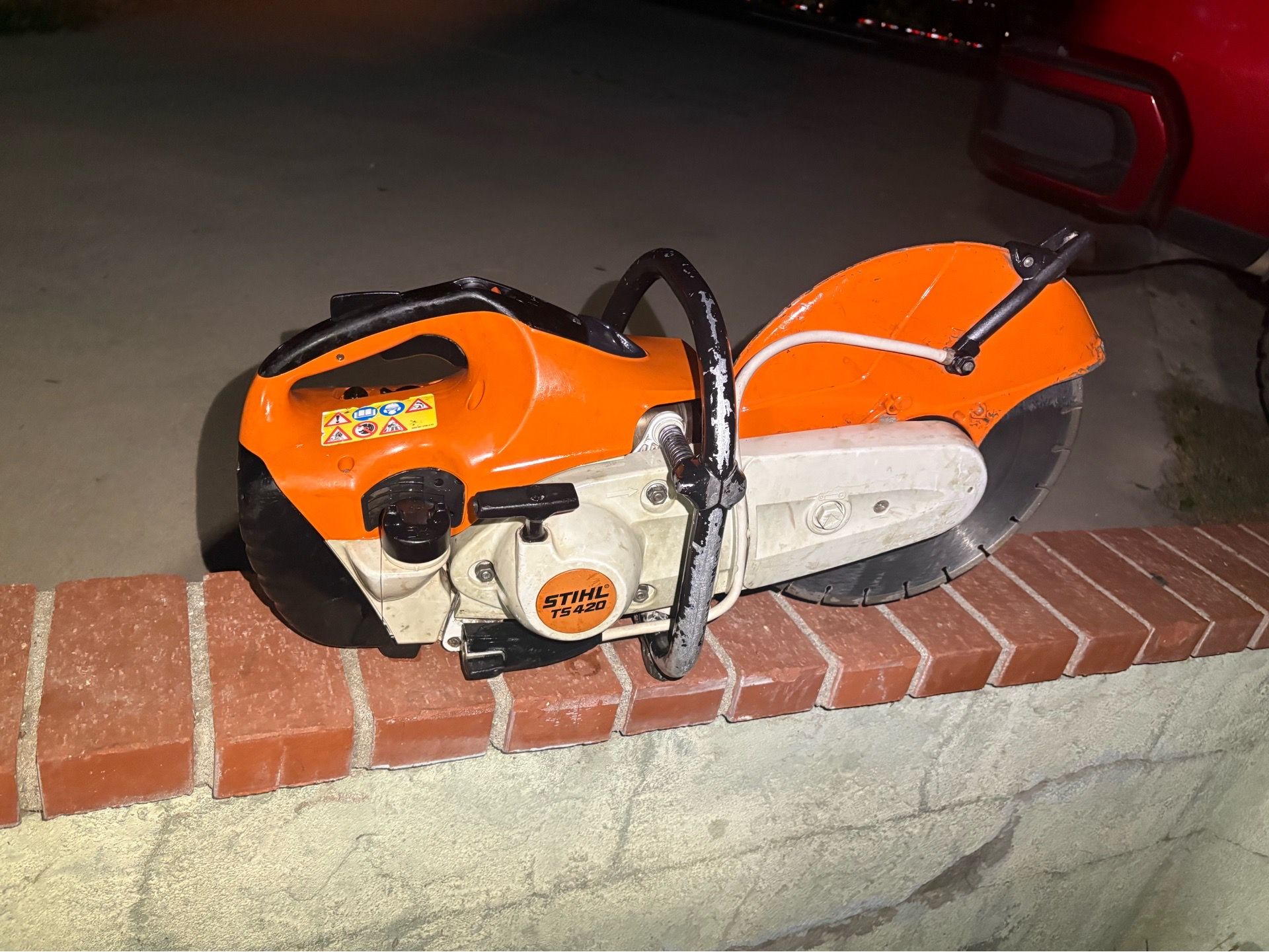 STIHL TS420 concrete demo Saw