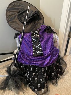Girls witch costume
