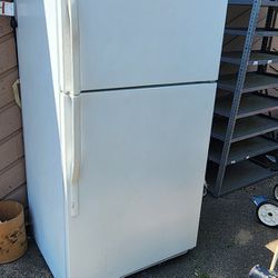Maytag Fridge (Delivery Available)