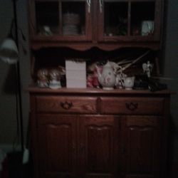China Cabinet Excellent Condition Paid 750
