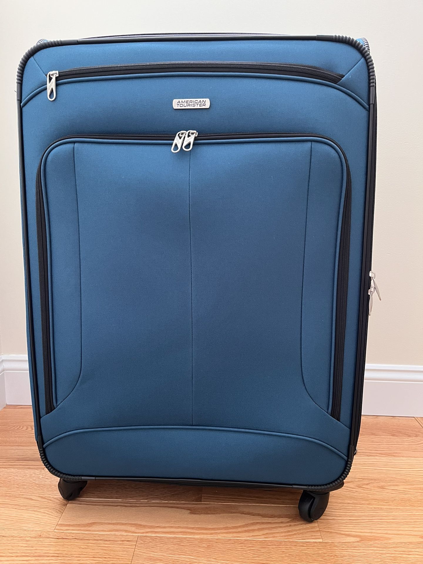 29 Inch Suitcase