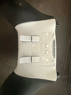Razer Wolverine V2 pro wireless controller