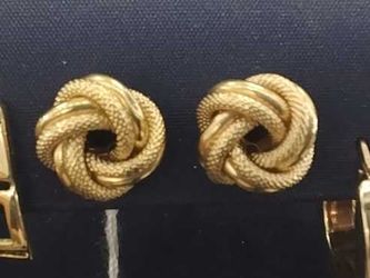 Yellow Gold 10k (.417) 1.3 grams