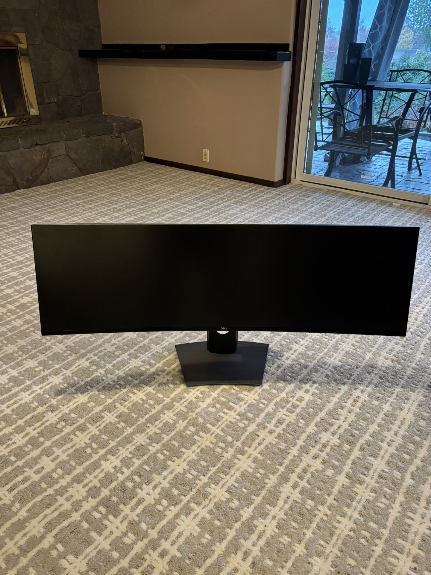 Dell ULTRAsharp 49” Curved Monitor 