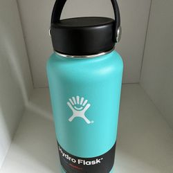 Hydro Flask Wide Mouth  32 oz Brand New 