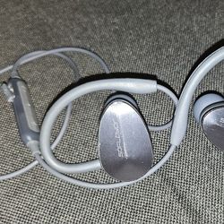 Bluetooth sports headset