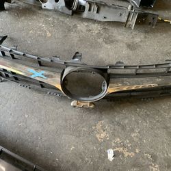2015-2017 Toyota Camry Upper Grille 