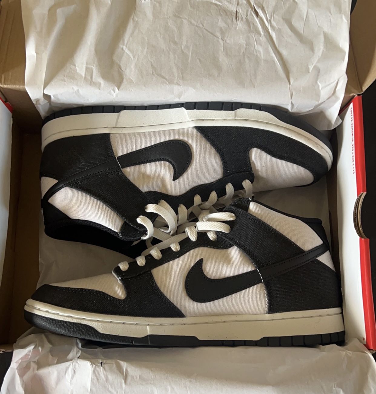 Nike Dunk Mid ‘Panda Canvas’