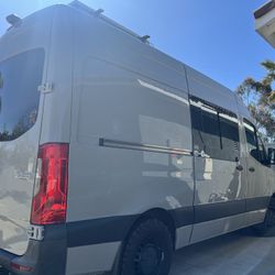 2021 Mercedes-Benz Sprinter 2500