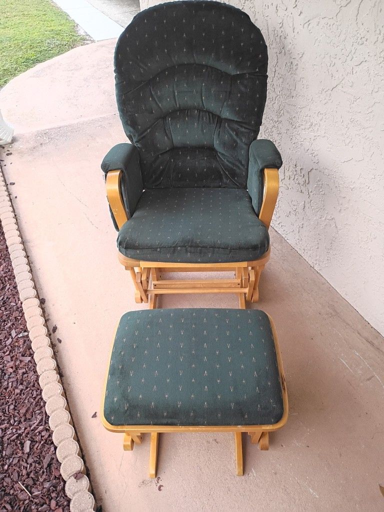 Glider Rocker With Ottoman