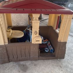 Free Kids Slide, Little Playhouse