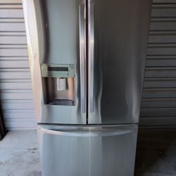 Kenmore Stainless Steel Refrigerator And Freezer