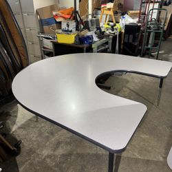 Gray Horseshoe Student Table