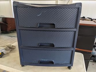 Mainstays 3 drawer cart on wheels