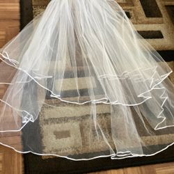 Crown And Veil  White