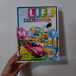Life Fame Rivals Edition Like NeW $5