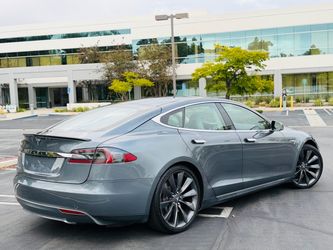 2012 Tesla Model S