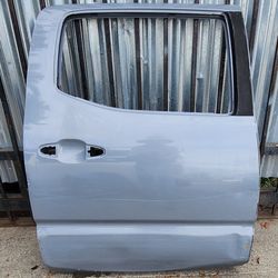 2016 2017 2018 2019 2020 2021 TOYOTA TACOMA RIGHT REAR PASSENGER DOOR