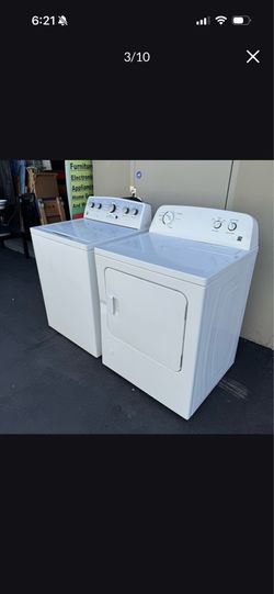 Kenmore 4.3 cu. ft. Top Load Washer and 7.0 cu. ft. Gas Dryer Clean and Perfect Working Condition