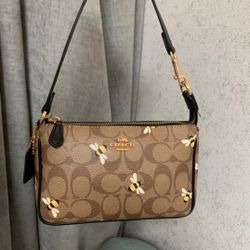 COACH women's handbag wallet