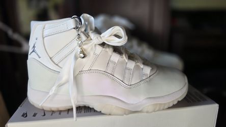 Air Jordan 11 Retro, Pearl Size 9.5