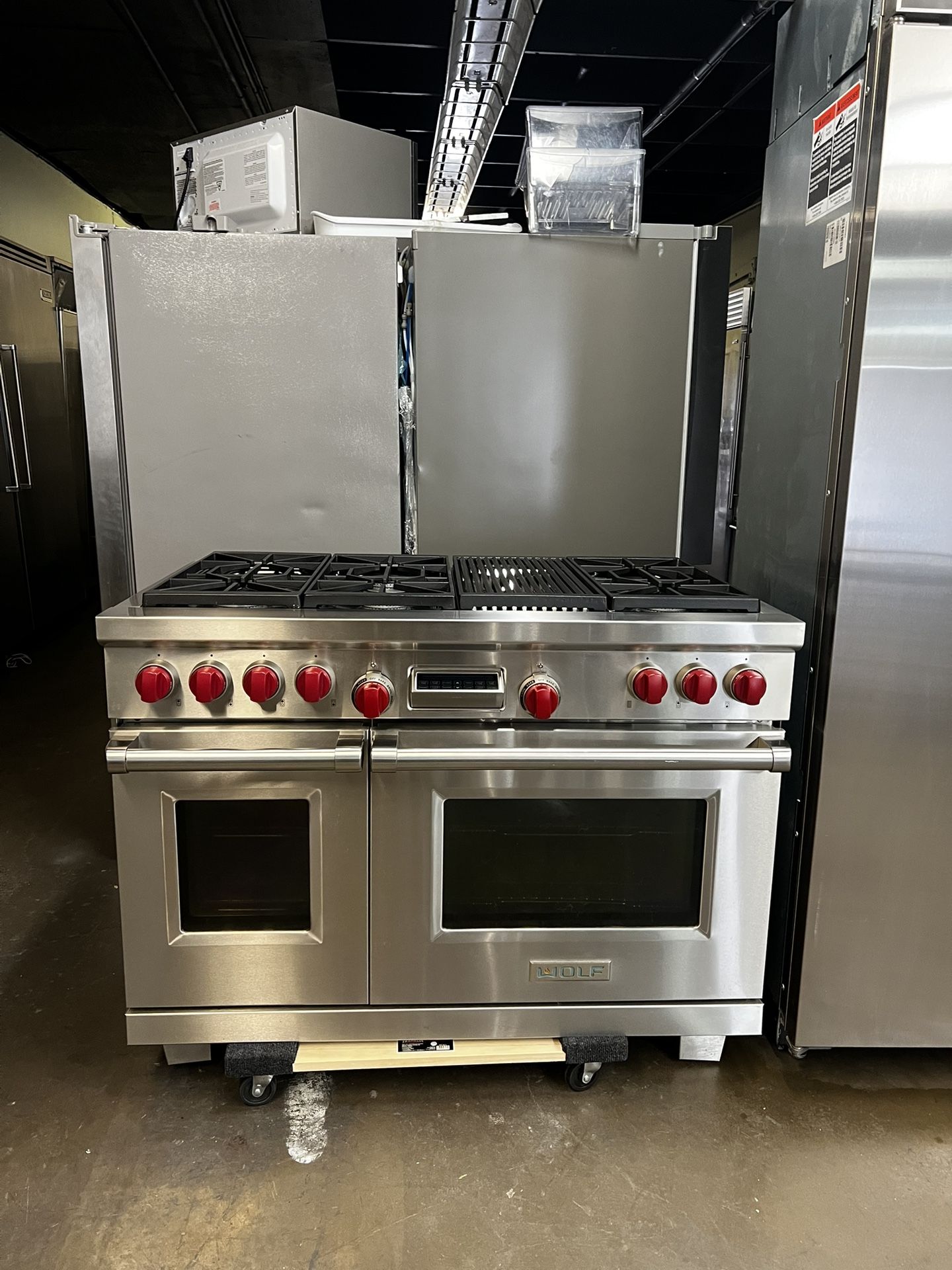 Wolf 48”Wide Dual Fuel Range Stove Stainless Steel