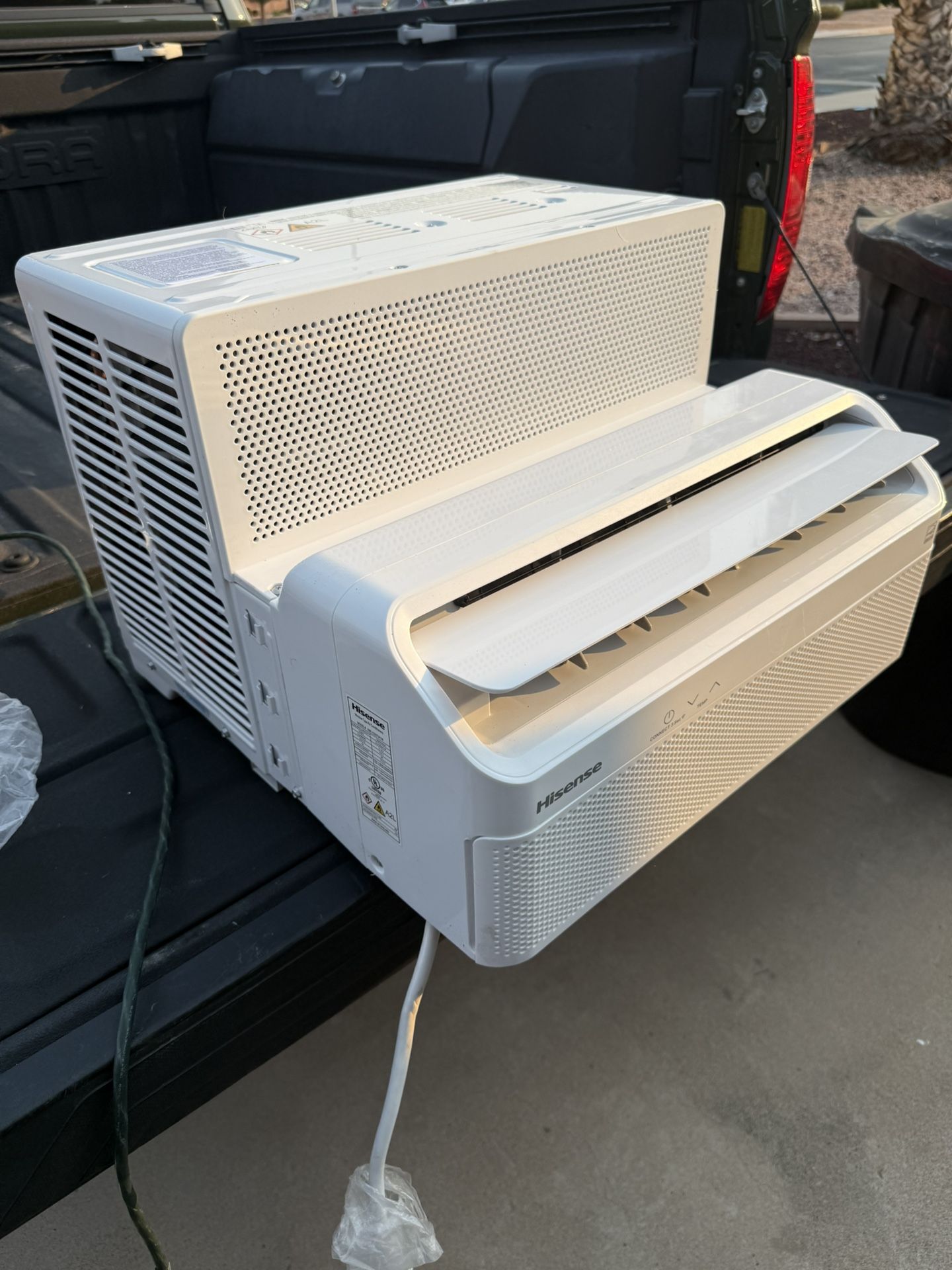 Hisense 12k BTU Slim Window AC