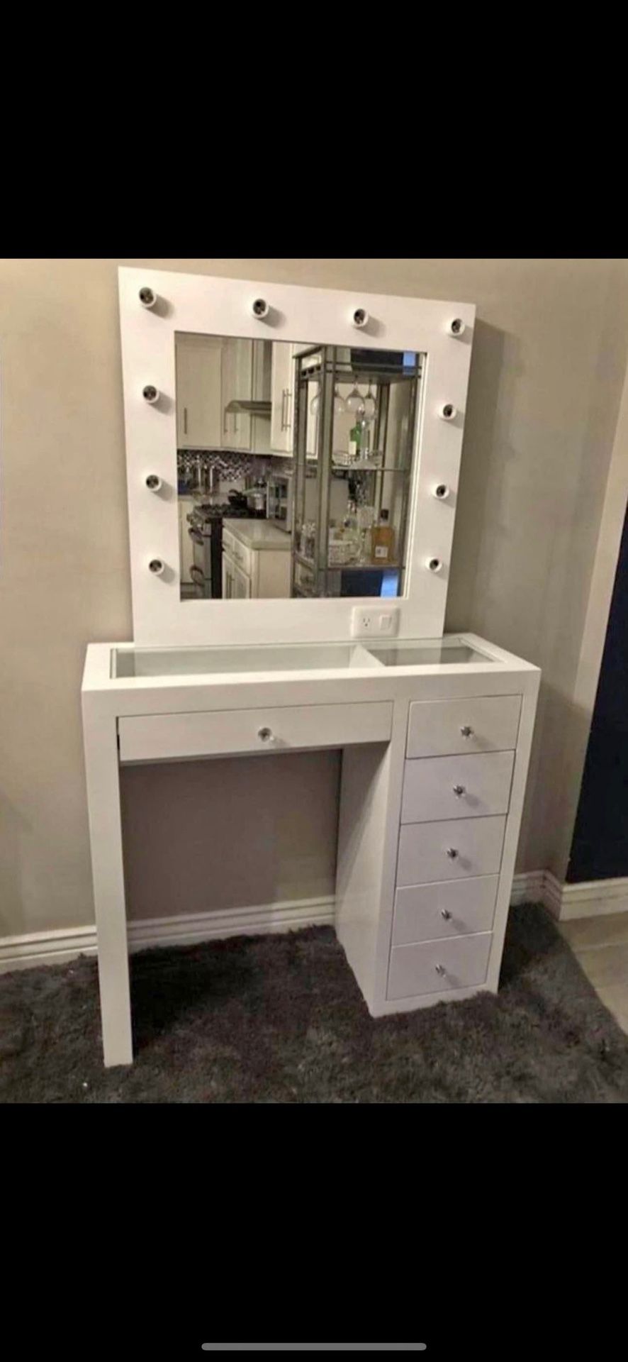 Makeup Vanity Set