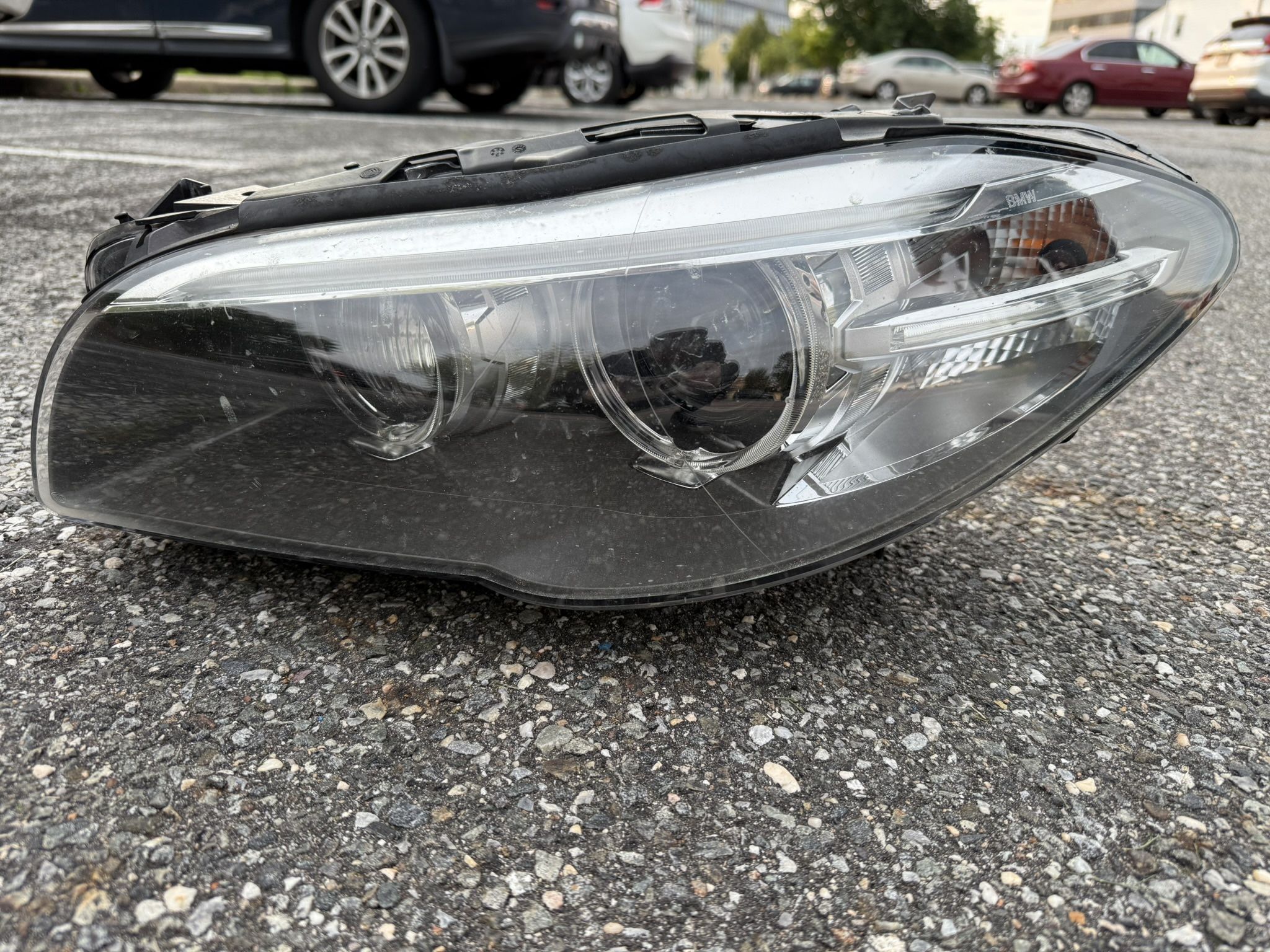 2016 BMW 528 Left Headlight