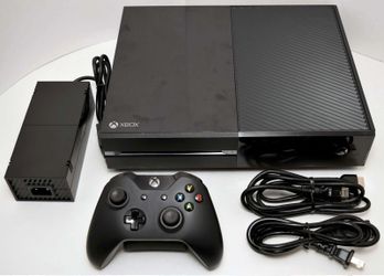 Black Xbox One comes with all cords & one controllers! Works perfectly