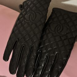 Black Leather Quilted Gloves