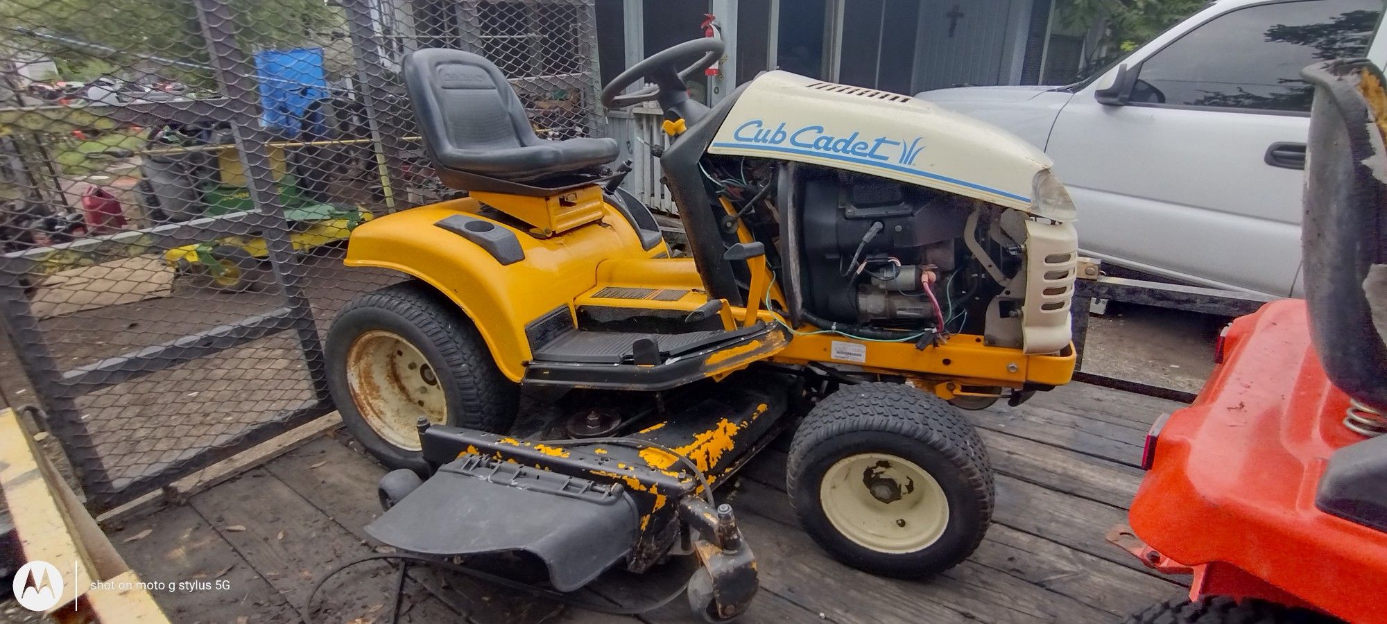 Heavy duty Gt2186 shaft driven Cub cadet riding mower parts or fix read