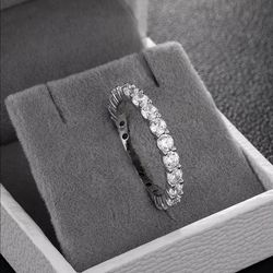 High quality Moisannite diamond ring (PASSES DIAMOND TESTER)