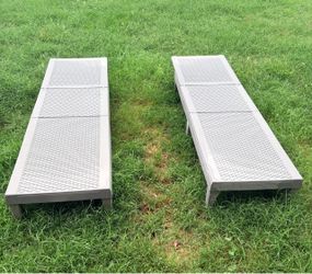 Outdoor chaise lounge/tanning chairs