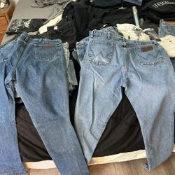 Wrangler 36MWZDS Slim Fit. 34 X 36. 2 Pairs