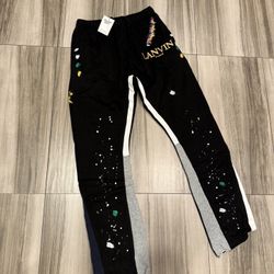 Gallery Debt Flared Sweats 