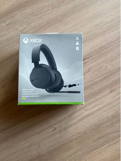 Xbox Wireless Headset | Carbon Black | Over Ear Headphones