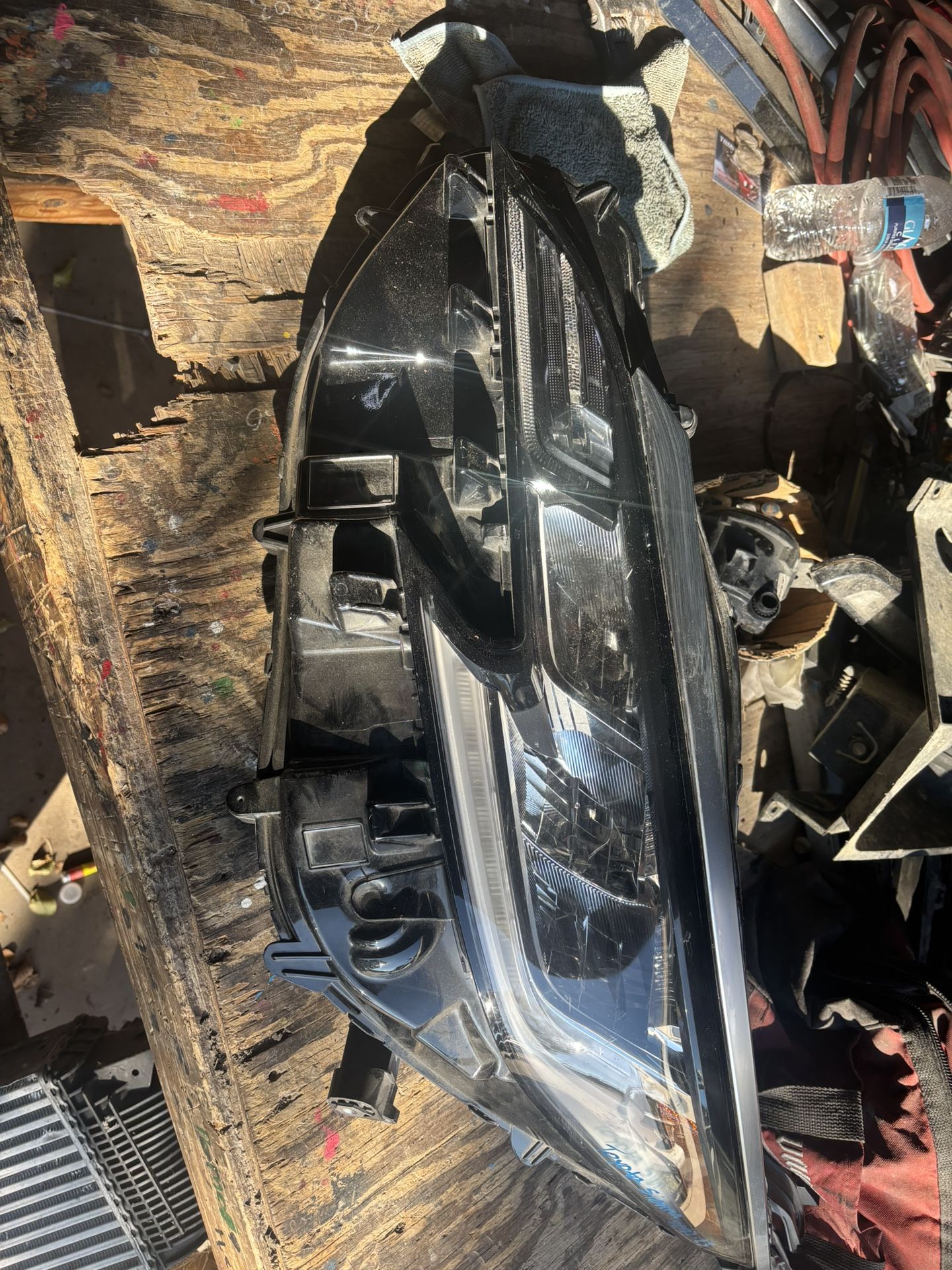 Toyota Sienna headlight 2022-23