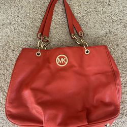 Micheal Kors Purse 