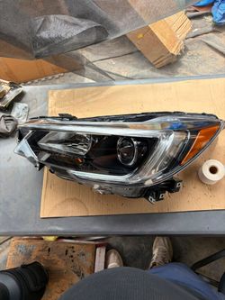 Headlight Halogen Driver Side for 19-20 Subaru Ascent