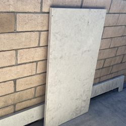 51x25 piece of quartz