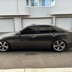 2004 Lexus IS