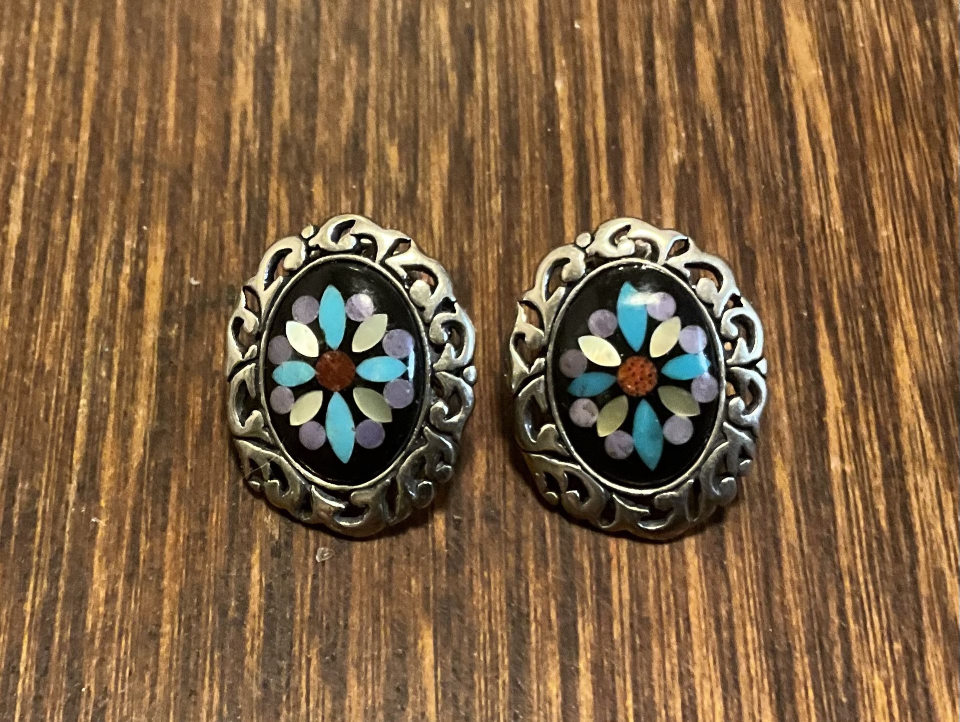 Relios Carolyn Pollack Sterling Silver Multi Gemstone Floral Earrings.